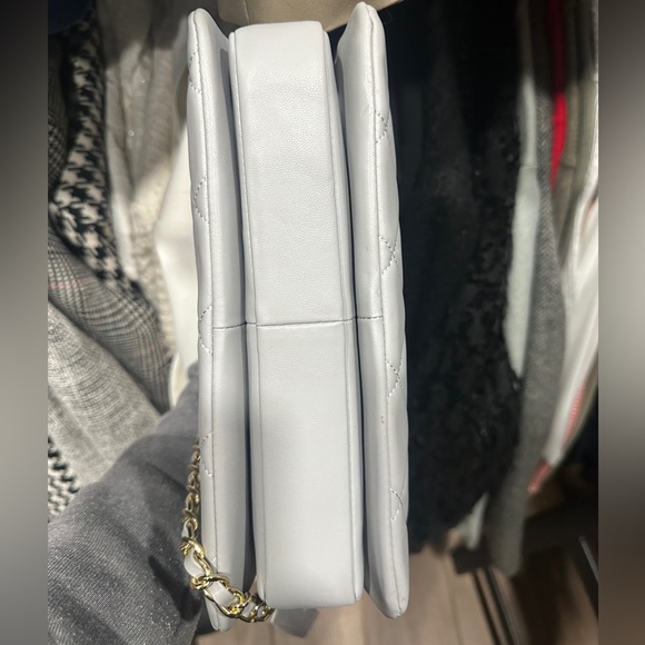 Gray Quilted Handbag - Picture 6 of 6